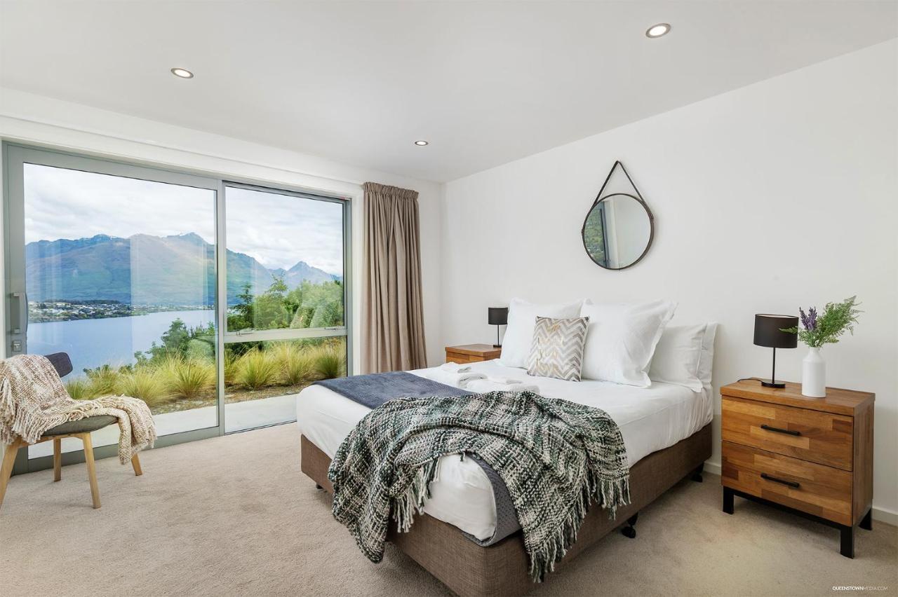 Executive Living In Bluewater Apartment Queenstown Exterior photo